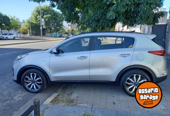Camionetas - Kia KIA SPORTAGE 4x4 CRDI AT 2018 Diesel 130000Km - En Venta