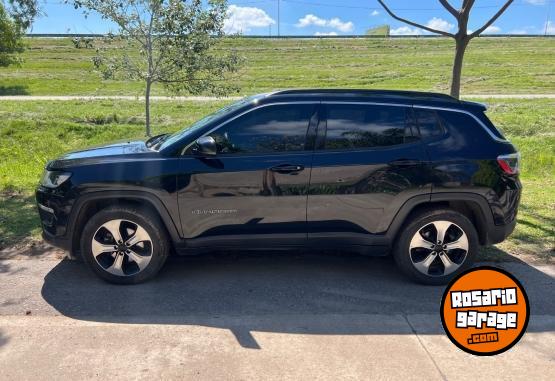 Camionetas - Jeep compass longitud 2018 Nafta 33000Km - En Venta