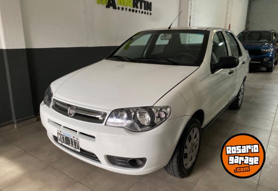 Autos - Fiat Siena 2013 GNC 140000Km - En Venta