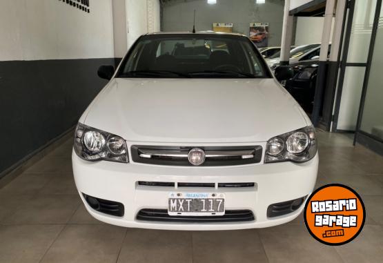 Autos - Fiat Siena 2013 GNC 140000Km - En Venta
