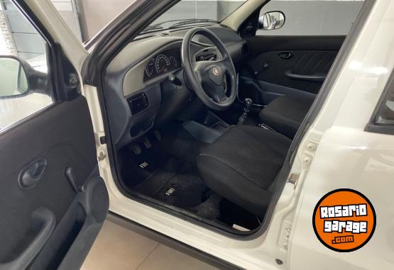 Autos - Fiat Siena 2013 GNC 140000Km - En Venta