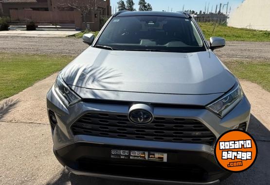 Camionetas - Toyota RAV4 2020 Electrico / Hibrido 133000Km - En Venta