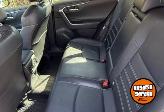 Camionetas - Toyota RAV4 2020 Electrico / Hibrido 133000Km - En Venta