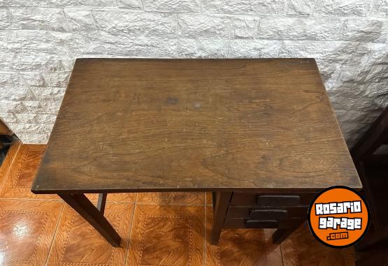 Hogar - Escritorio antiguo impecable $95.000 - En Venta