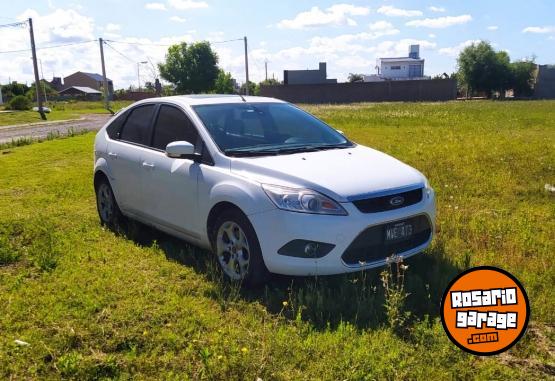 Autos - Ford FOCUS 2 Ghia Automatico 2013 Nafta 180000Km - En Venta