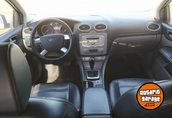 Autos - Ford FOCUS 2 Ghia Automatico 2013 Nafta 180000Km - En Venta