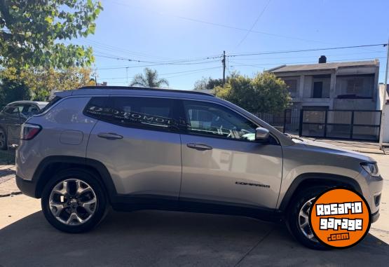 Camionetas - Jeep Compass 2.4 Longitud 2020 Nafta 110000Km - En Venta
