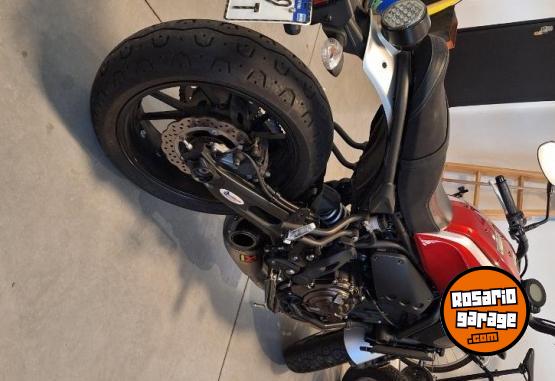 Motos - Yamaha XSR 700 2018 Nafta 11000Km - En Venta