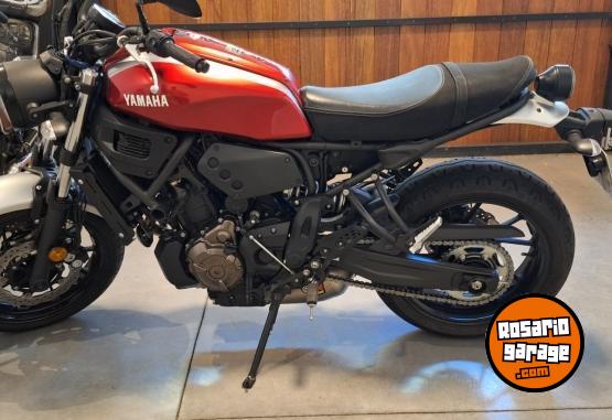 Motos - Yamaha XSR 700 2018 Nafta 11000Km - En Venta