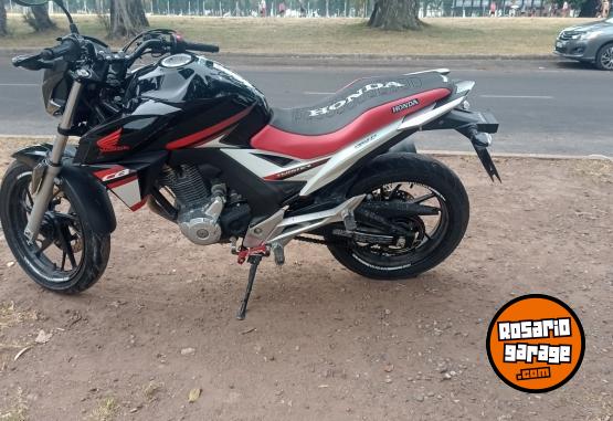 Motos - Honda Cb 250 2018 Nafta 11000Km - En Venta