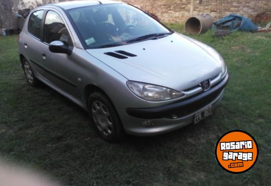 Autos - Peugeot 206 2005 Nafta 142000Km - En Venta