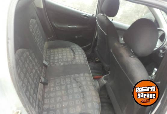 Autos - Peugeot 206 2005 Nafta 142000Km - En Venta