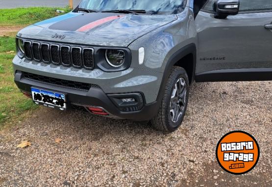 Camionetas - Jeep RENEGADE TRAILHAWK 2023 Nafta 27000Km - En Venta