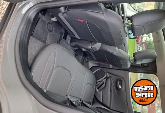 Camionetas - Jeep RENEGADE TRAILHAWK 2023 Nafta 27000Km - En Venta