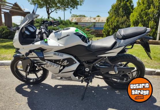 Motos - Kawasaki 250 2012 Nafta 24800Km - En Venta