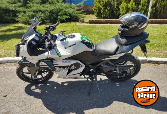 Motos - Kawasaki 250 2012 Nafta 24800Km - En Venta