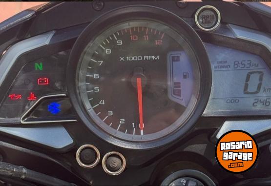 Motos - Bajaj Rouser NS200 2023 Nafta 2500Km - En Venta