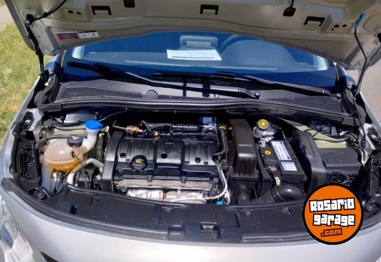 Autos - Peugeot 2008 feline 1.6 no thp 2021 Nafta 19000Km - En Venta