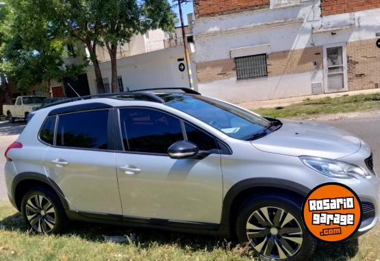 Autos - Peugeot 2008 feline 1.6 no thp 2021 Nafta 19000Km - En Venta