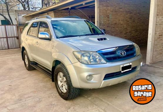 Camionetas - Toyota Sw4 Srv 4x4 2005 Diesel 359500Km - En Venta