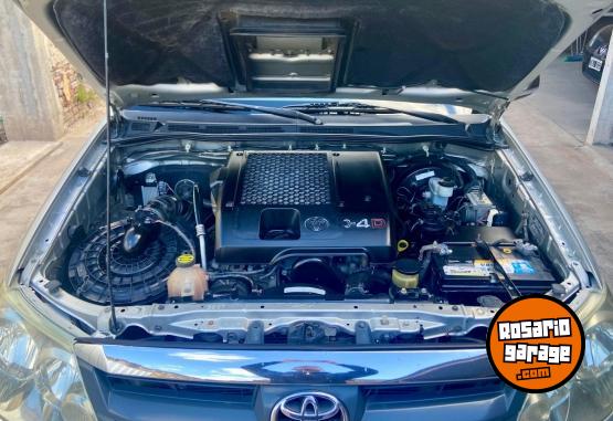 Camionetas - Toyota Sw4 Srv 4x4 2005 Diesel 359500Km - En Venta