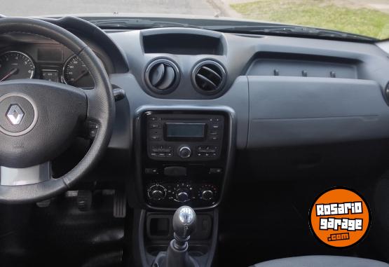 Camionetas - Renault Duster 2011 Nafta 156000Km - En Venta