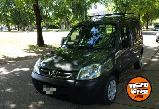 Utilitarios - Peugeot Partner furgón 2013 Nafta 130000Km - En Venta