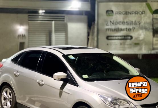 Autos - Ford Focus se plus 2014 Nafta 162000Km - En Venta