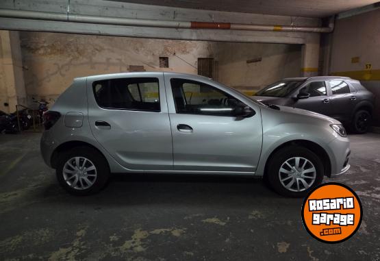 Autos - Renault Sandero PH2 LIfe 2022 Nafta 6500Km - En Venta