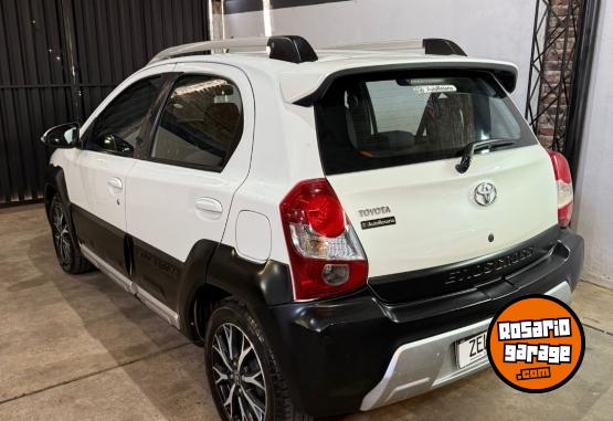 Autos - Toyota Etios 2017 Nafta  - En Venta