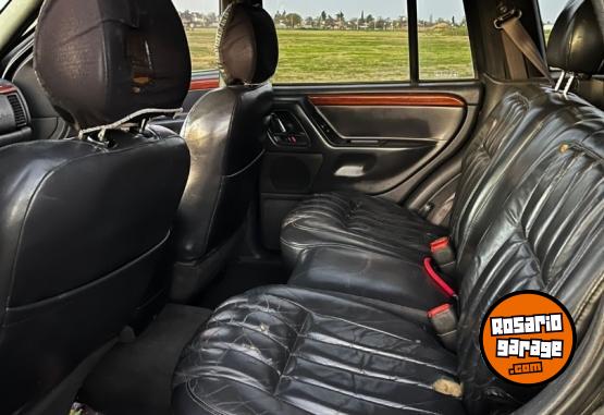 Camionetas - Jeep Grand cherokee 1999 Nafta 168000Km - En Venta