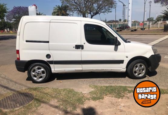 Utilitarios - Citroen Berlingo 2014 GNC 350000Km - En Venta