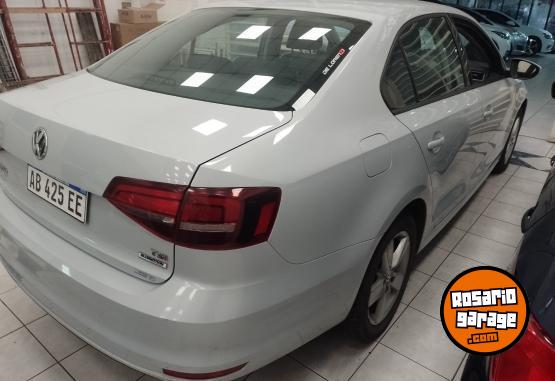 Autos - Volkswagen VENTO TSI BLUEMOTION 2017 Nafta 98000Km - En Venta