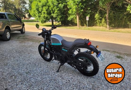 Motos - Royal Enfield HIMALAYAN 411 SCRAM 2023 Nafta 2000Km - En Venta