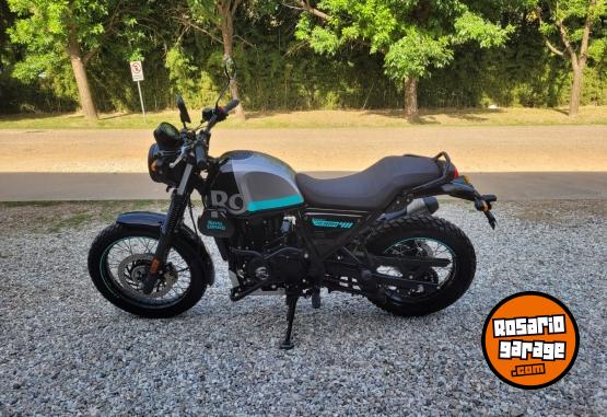 Motos - Royal Enfield HIMALAYAN 411 SCRAM 2023 Nafta 2000Km - En Venta