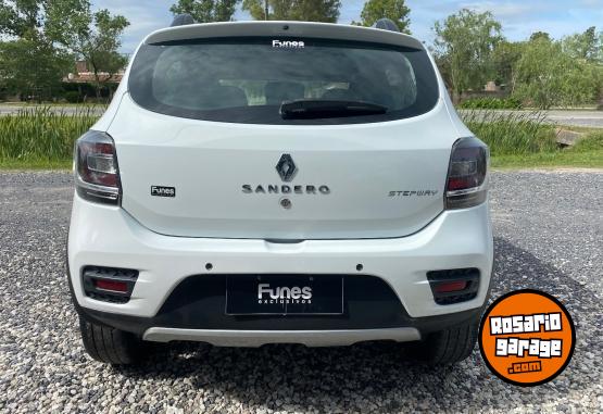 Autos - Renault Stepway Privilege 1.6 2016 Nafta 140000Km - En Venta