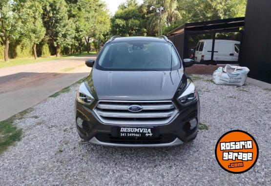 Camionetas - Ford KUGA 4X4 AT TITANIUM 2017 Nafta 120000Km - En Venta