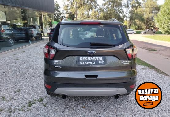 Camionetas - Ford KUGA 4X4 AT TITANIUM 2017 Nafta 120000Km - En Venta