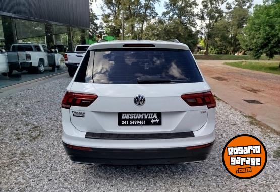 Camionetas - Volkswagen TIGUAN AT 7 ASIENTOS 2019 Nafta 80000Km - En Venta