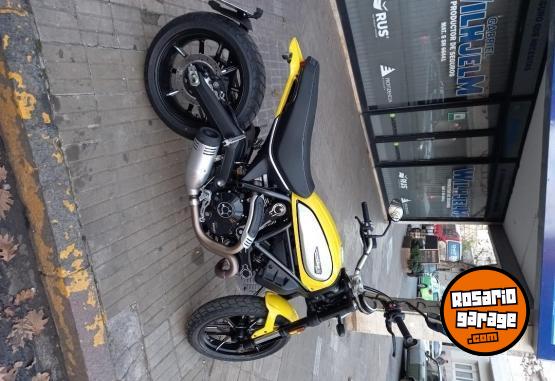 Motos - Ducati Icon 800 2023 Nafta 4000Km - En Venta