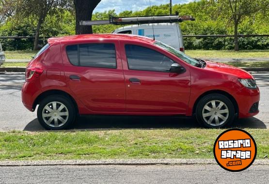 Autos - Renault Sandero 2017 Nafta 105400Km - En Venta