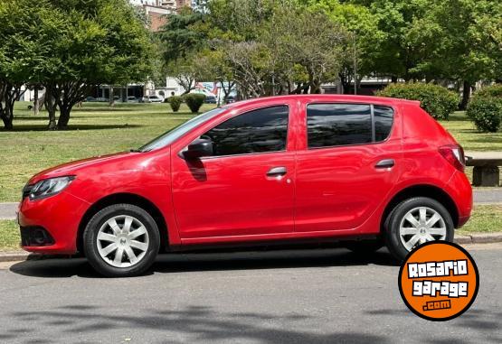 Autos - Renault Sandero 2017 Nafta 105400Km - En Venta