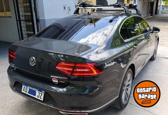 Autos - Volkswagen Passat highline dsg 2018 Nafta 155000Km - En Venta