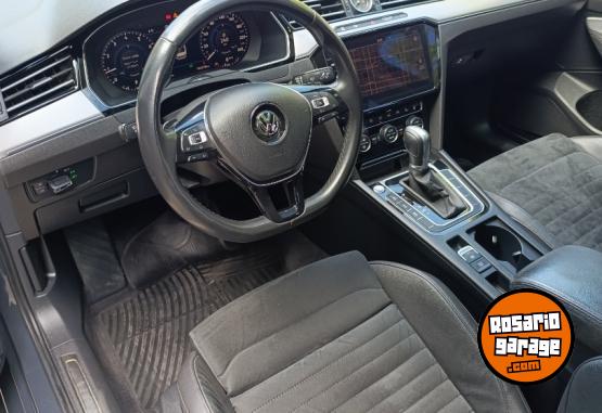 Autos - Volkswagen Passat highline dsg 2018 Nafta 155000Km - En Venta
