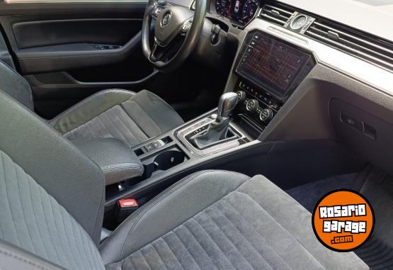 Autos - Volkswagen Passat highline dsg 2018 Nafta 155000Km - En Venta