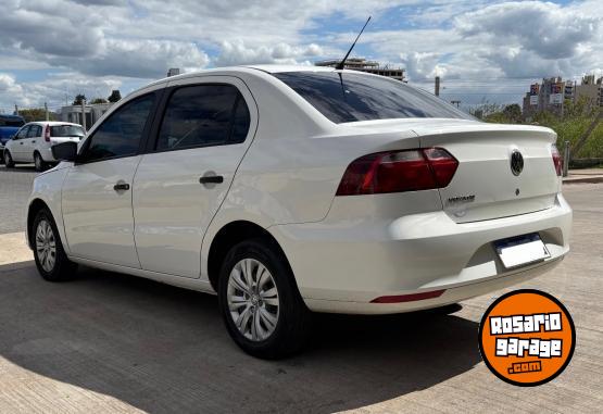 Autos - Volkswagen Voyage 2016 Nafta 124000Km - En Venta