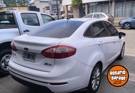 Autos - Ford Fiesta 2014 Nafta 150000Km - En Venta