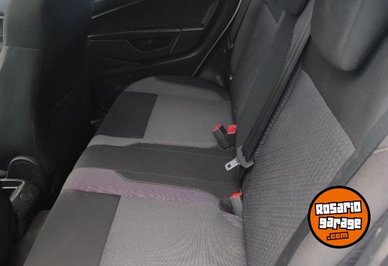 Autos - Ford Fiesta 2014 Nafta 150000Km - En Venta