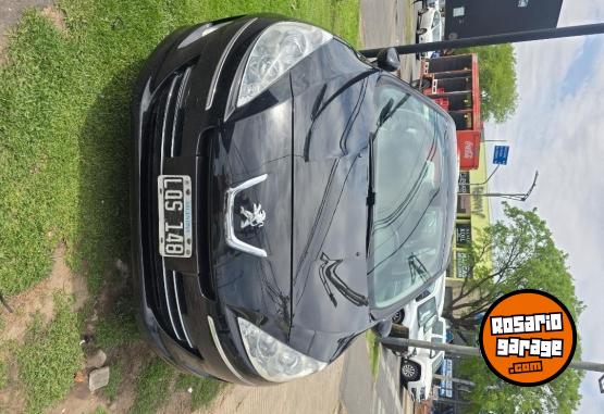 Autos - Peugeot 408 2012 Nafta 194000Km - En Venta