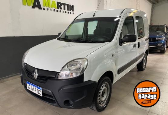 Utilitarios - Renault Kangoo 2017 GNC 128000Km - En Venta
